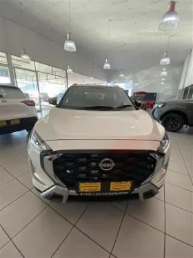 Nissan Magnite 1.0 Visia auto (automatic | petrol) 2025