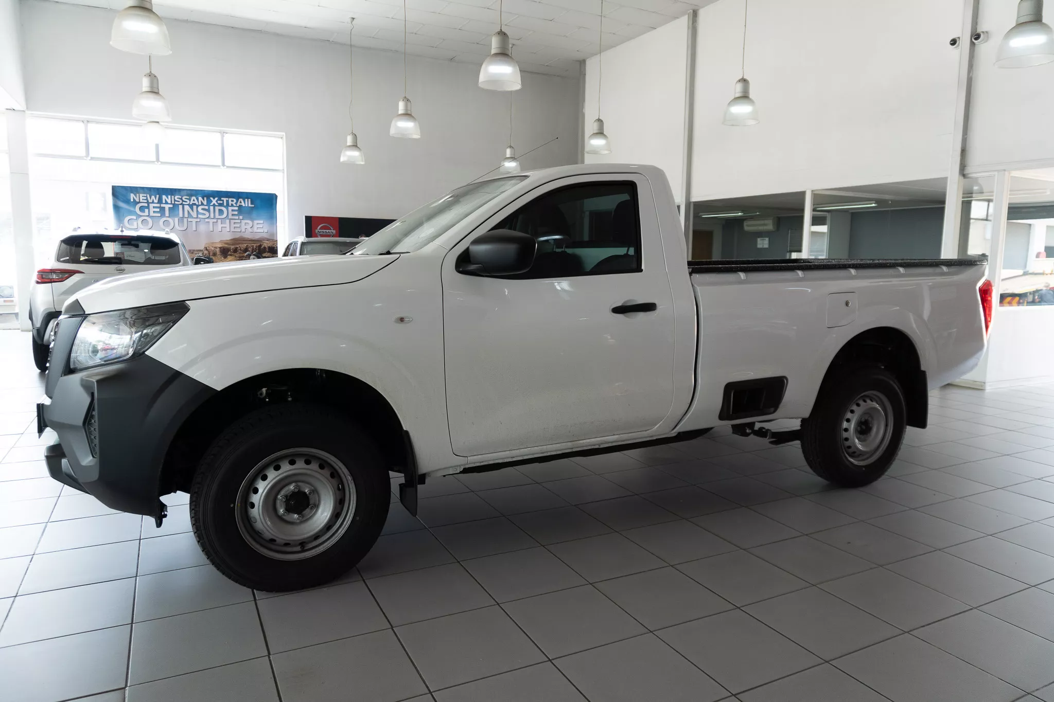 Vehicle Image for 3/3for Nissan Navara 2.5DDTi single cab SE (manual | diesel)
