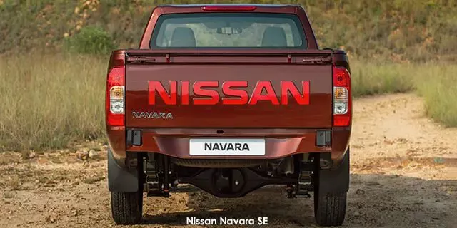 Vehicle Image for 4/9for Nissan Navara 2.5DDTi single cab SE 4x4